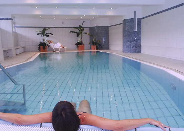 Strandidyll Hotell 4*